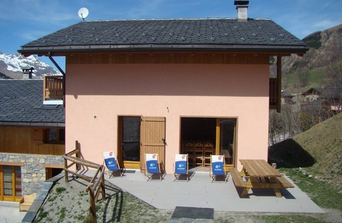 Saint-Martin-de-Belleville Ski Chalet | Spacious chalet 150m from the slopes of St Martin/3 vallées, ideal for families and friends