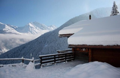 Grimentz Ski Chalet | Spacious chalet for 8 to 10 people 250 meters from the slopes: 3 double bedrooms 1 bunk room - spaci