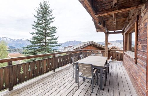 Bergers Ski Chalet | Spacious Chalet in Alpe d'Huez - 8 ppl, ski-in/ski-out, garage