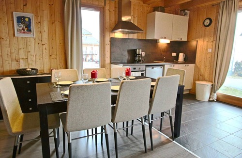 Chamrousse Ski Chalet | Spacious chalet in Chamrousse for 8 people over 3 levels