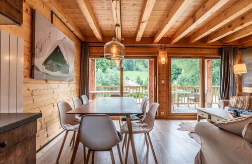 Les Gets Ski Chalet | Spacious chalet with sauna and WiFi in Les Gets