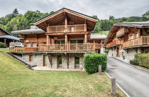 Les Gets Ski Chalet | Spacious chalet with sauna and WiFi in Les Gets