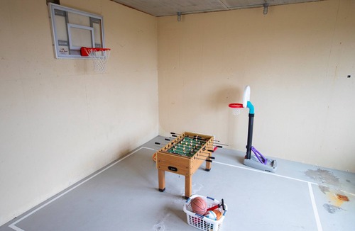 Ludlow House | Spacious + Charming House | Arcade, Pool, Hot Tub