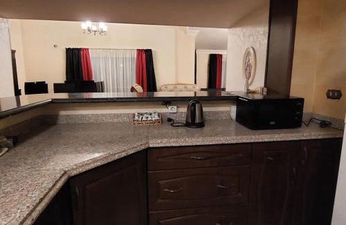 Ash-Shruq Apartment | Spacious cheerful apartment