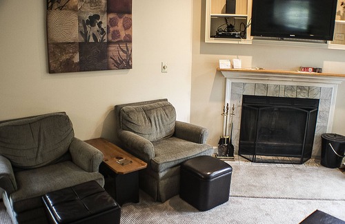 Killington Condo | Spacious & cheerful Pico slopeside Condo - Walk to lift & ski back! J101