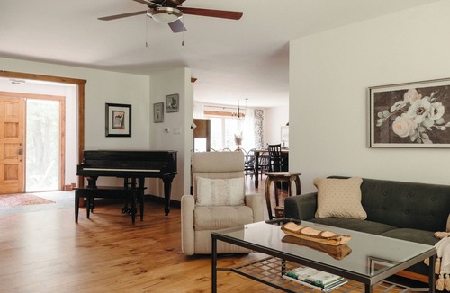 Chelsea House | Spacious Chelsea Bungalow Near Gatineau Park, Skiing & Wakefield