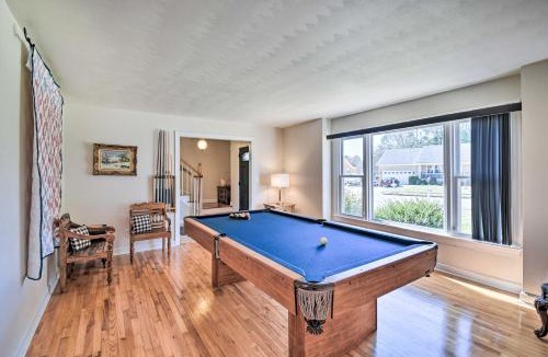 Western Branch North House | Spacious Chesapeake Home w/Pool Table!