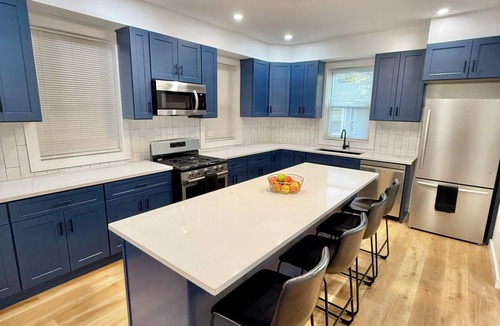 Norwood House | Spacious Chic 4-bedroom house in the brilliant Bronx near Montefiore hospital