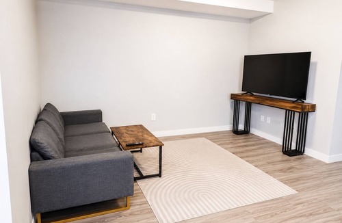 Doon South Condo | Spacious City Retreat | 2BR 2BA · Free Parking · Quiet Neighbourhood · Kitchener