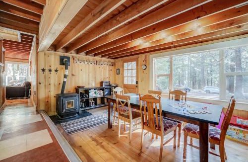 Mill Creek House | Spacious Classic Cabin Retreat- near Lassen