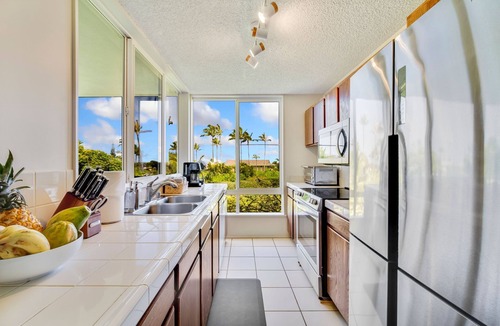 Princeville Condo | Spacious Cliffs Condo: Pool & Ocean View