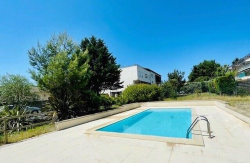 La Rochelle Apartment | Spacious cocoon with pool in La Rochelle