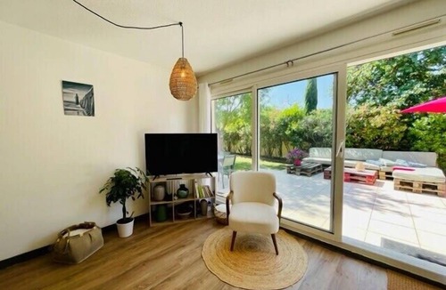 La Rochelle Apartment | Spacious cocoon with pool in La Rochelle
