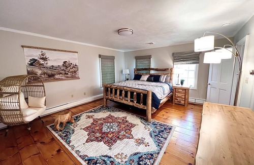 Parish House | Spacious Colonial Farmhouse on 240 Acres