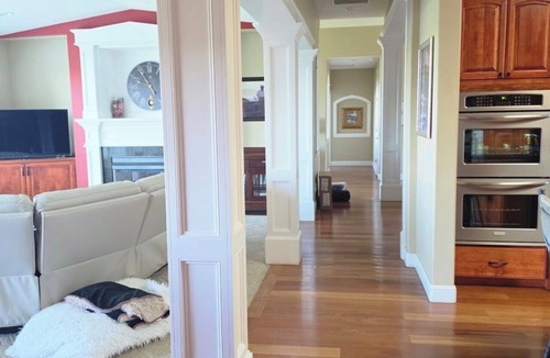 Vancouver House | Spacious Columbia River View Executive home. Sleeps 8. Beautiful views of river