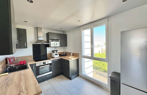 Lemasson Apartment | Spacious, comfortable family apartment near the city center