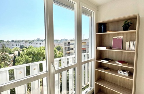 Lemasson Apartment | Spacious, comfortable family apartment near the city center