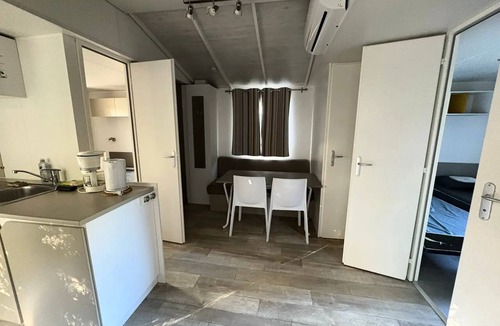 Carces House | SPACIOUS, COMFORTABLE, AIR-CONDITIONED RIVIERA COTTAGE (Sleeps 6)