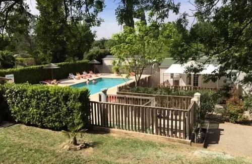 Carces House | SPACIOUS, COMFORTABLE, AIR-CONDITIONED RIVIERA COTTAGE (Sleeps 6)