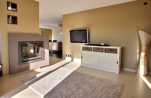 Walk House | Spacious comfortable villa in quiet with heated pool