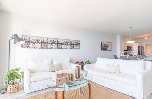 Sunny Isles Beach Condo | Spacious condo with beautiful water views | WIFI 100+ Mbps