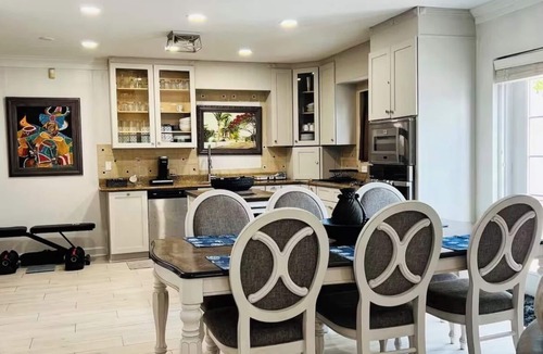 Westward Villas Subdivision Condo | Spacious condo cable beach with pool near beach