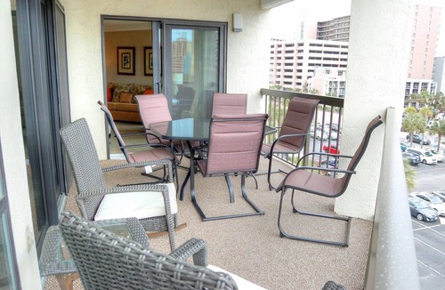 Myrtle Beach Condo | Spacious Condo on Myrtle Beach's North End, Close to Many Attractions - Carol