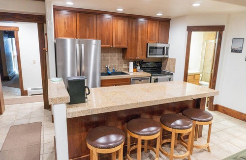 Warrior's Mark Condo | Spacious Condo steps from Main St. & Ski Lift