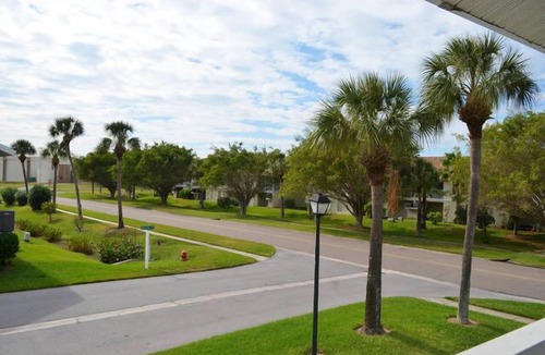 Capri Isle House | Spacious Condo Near Beach | Pool, Tennis & More