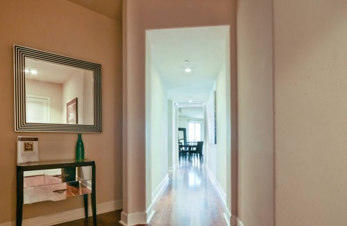 Downtown Apartment | Spacious Corner suite with hardwood floors & private balcony @Americana!