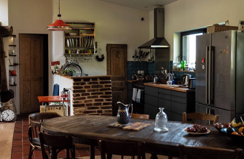 Veulettes-sur-Mer House | SPACIOUS COTTAGE BETWEEN LAND AND SEA - Sleeps 9, 5 bedrooms, 2 shower rooms, 3 toilets, ping-pong table