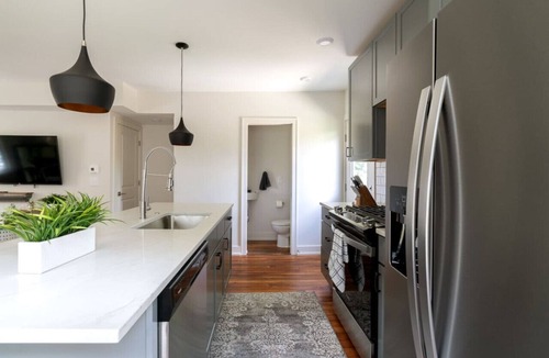 Italian Village Cottage | Spacious Cottage in the Heart of Italian Village
