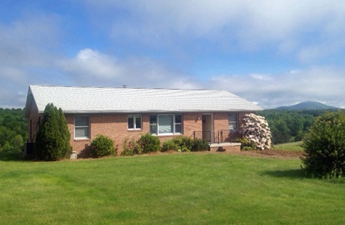 Raphine House | Spacious Cottage. Lovely Shenandoah Valley Views. Near Lexington And Staunton.