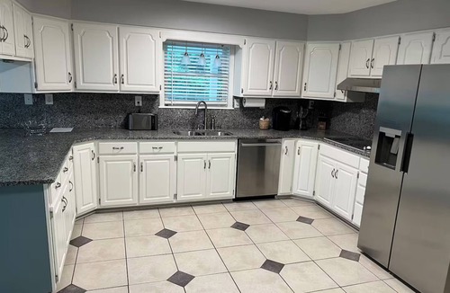 Fisherville House | Spacious countryside getaway with a pool! Fun for the whole family or friends!