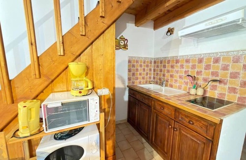 Castellane Apartment | Spacious, cozy studio with a loft in the Verdon!