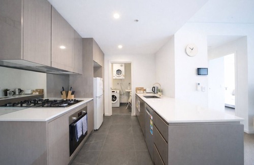 Wentworth Point Apartment | Spacious cozy2BR@close to OlympicPark free carpark