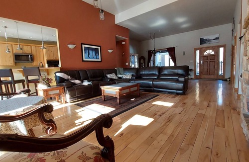 Ridgway House | Spacious, custom home, large fenced yard. Fast fiber internet! STR-1-2024-057