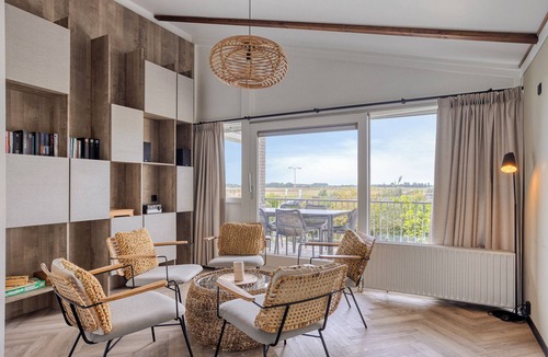 Kamperland House | Spacious detached family beach villa with roof terrace and large garden. Fantastically located on the edge of the Oosterschelde.