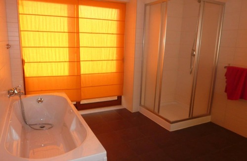 Casalinho Villa | Spacious detached villa close to Obidos lagoon, golf, beach, private pool & WiFi