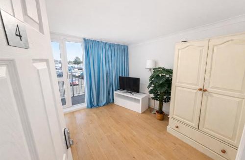 Sutton Central House | Spacious Double Room in Shared Flat