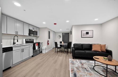 Reading Apartment | Spacious downtown living with modern finishes