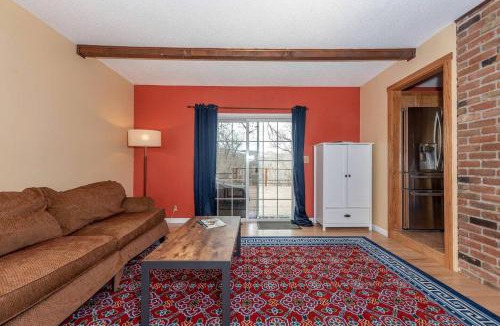 Lander House | Spacious Dual-Home Mountain Escape with Hot Tub and Creek Views Near Trails in Lander, Wyoming
