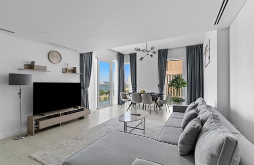 Jumeirah Beach Residence Apartment | Spacious Dubai Marina 2BR Great Views Top Location