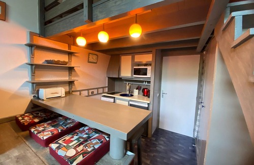 Meribel Centre Apartment | Spacious duplex for 4, Méribel center, WIFI