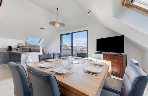 Camaret-sur-Mer Apartment | Spacious Duplex with Stunning Views of Camaret Bay