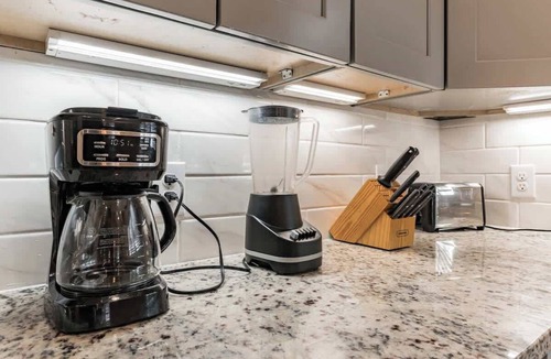 Five Points House | Spacious Duplex in Tobin Hill