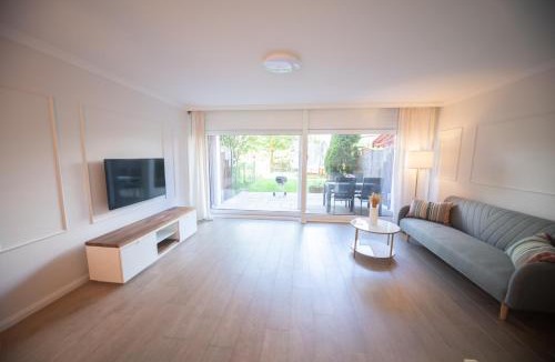 Killwangen Apartment | Spacious Duplex near Zürich, Garden, Parking & Fast Wi-Fi