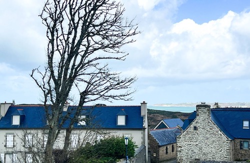 Le Conquet Apartment | Spacious duplex sea view, balcony terrace + parking space/IDEAL FAMILY