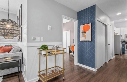 Rosedale Apartment | Spacious Duplex w/4 Bedrooms Near Food | 17&18