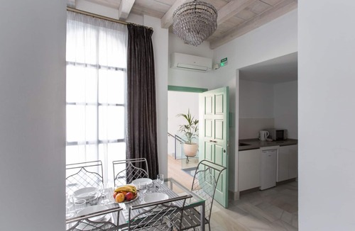 La Catedral Apartment | SPACIOUS DUPLEX WITH PRIVATE TERRACE AND SHAED POOL NEXT TO THE MOSQUE